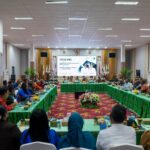 Gubernur Papua Tengah, Meki Nawipa, mengundang para pimpinan lembaga gereja se-Tanah Papua dalam dialog bersama guna membahas kompleksitas persoalan sosial dan pembangunan di Papua Tengah, berlangsung di Ballroom Kantor Gubernur, Area Bandara Lama, Jalan Sisingamangaraja Nabire, pada Senin (14/9/2026). /Istimewa.(tadahnews)